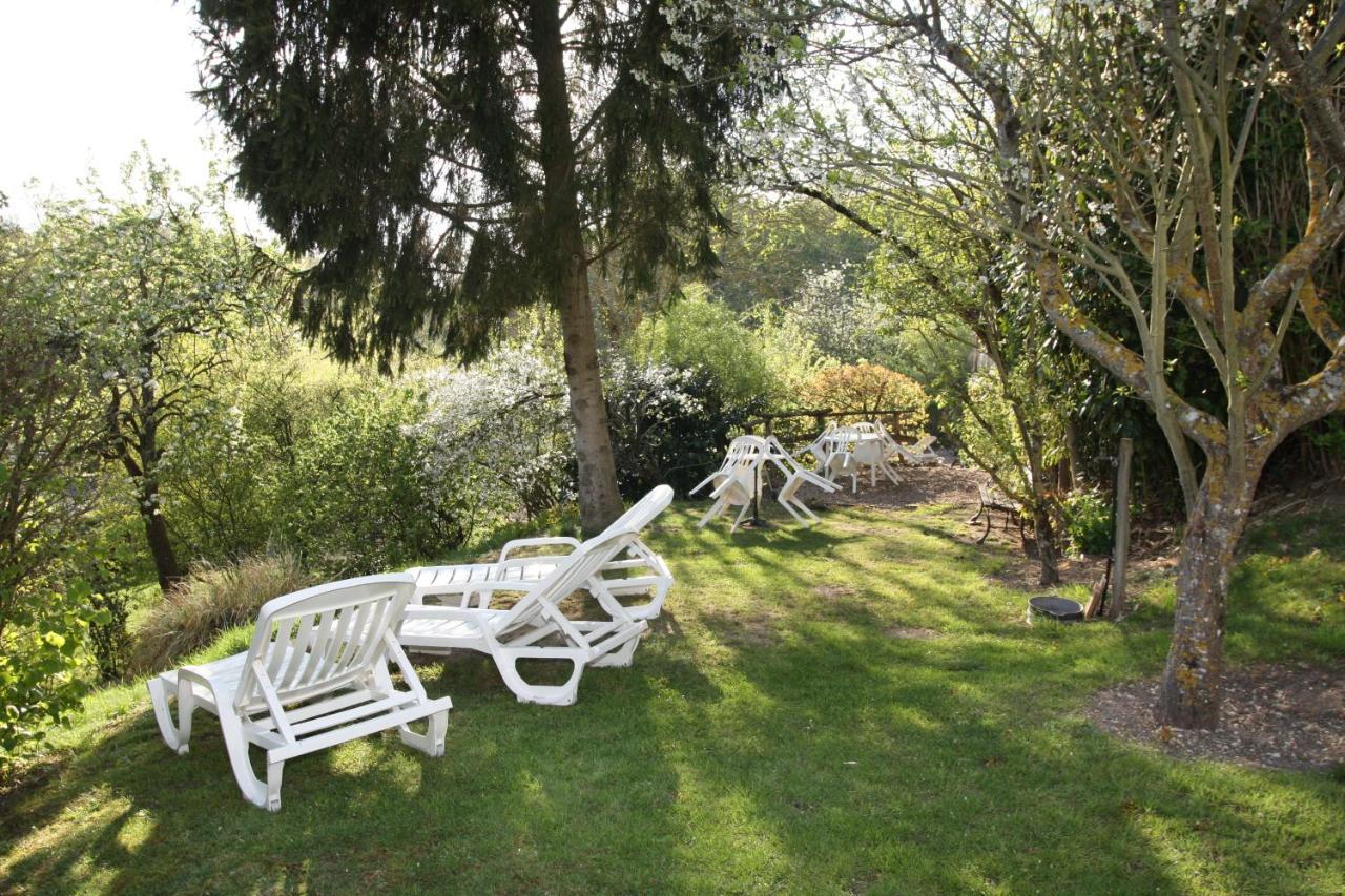 Bed and Breakfast La Maréchalerie à Monthodon Extérieur photo