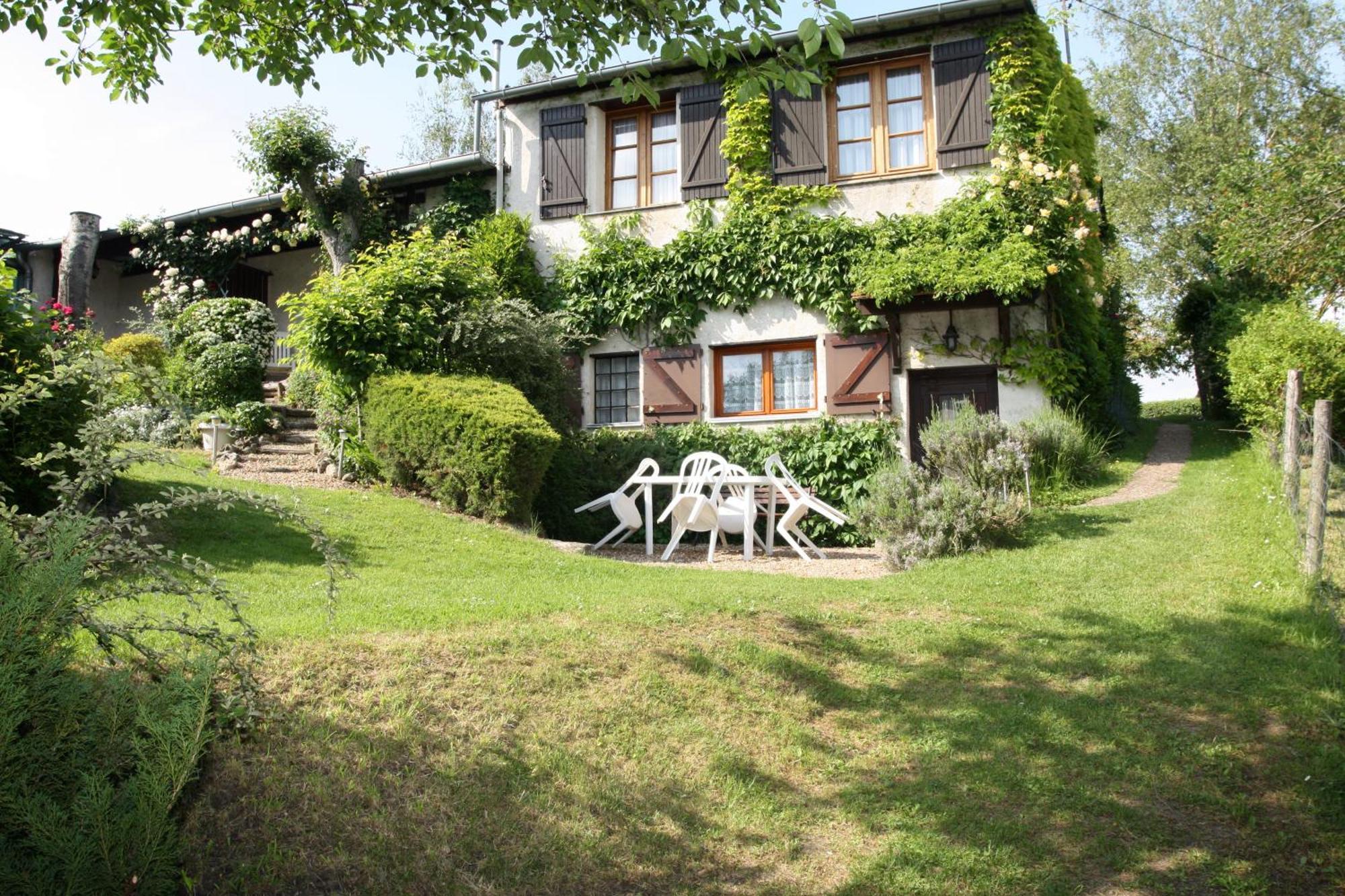 Bed and Breakfast La Maréchalerie à Monthodon Extérieur photo