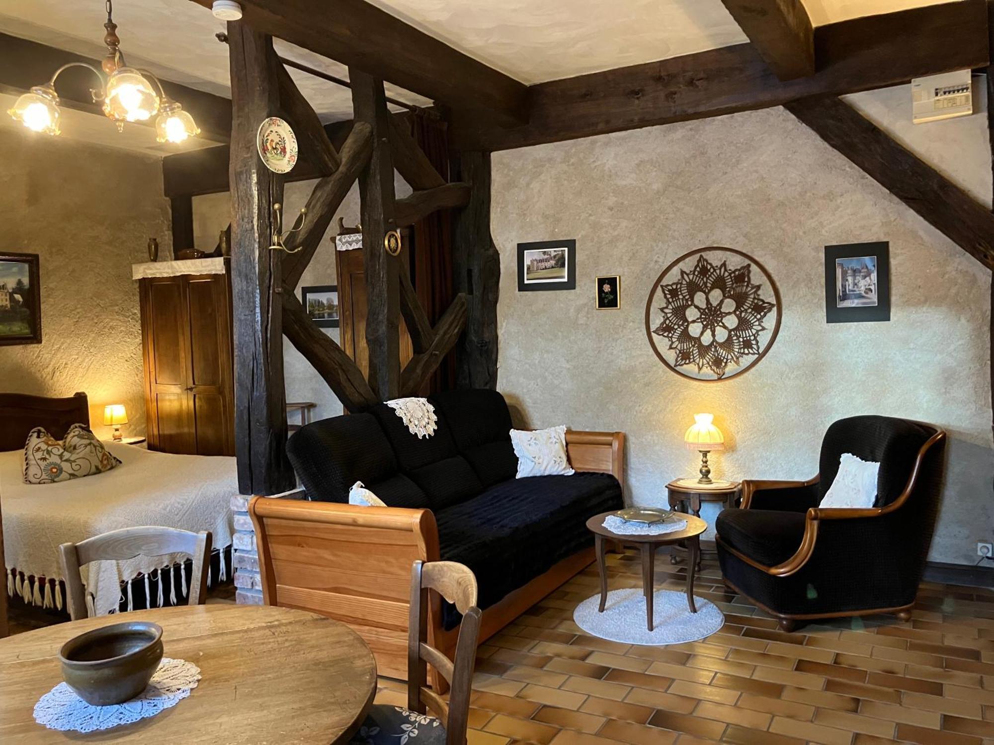 Bed and Breakfast La Maréchalerie à Monthodon Extérieur photo