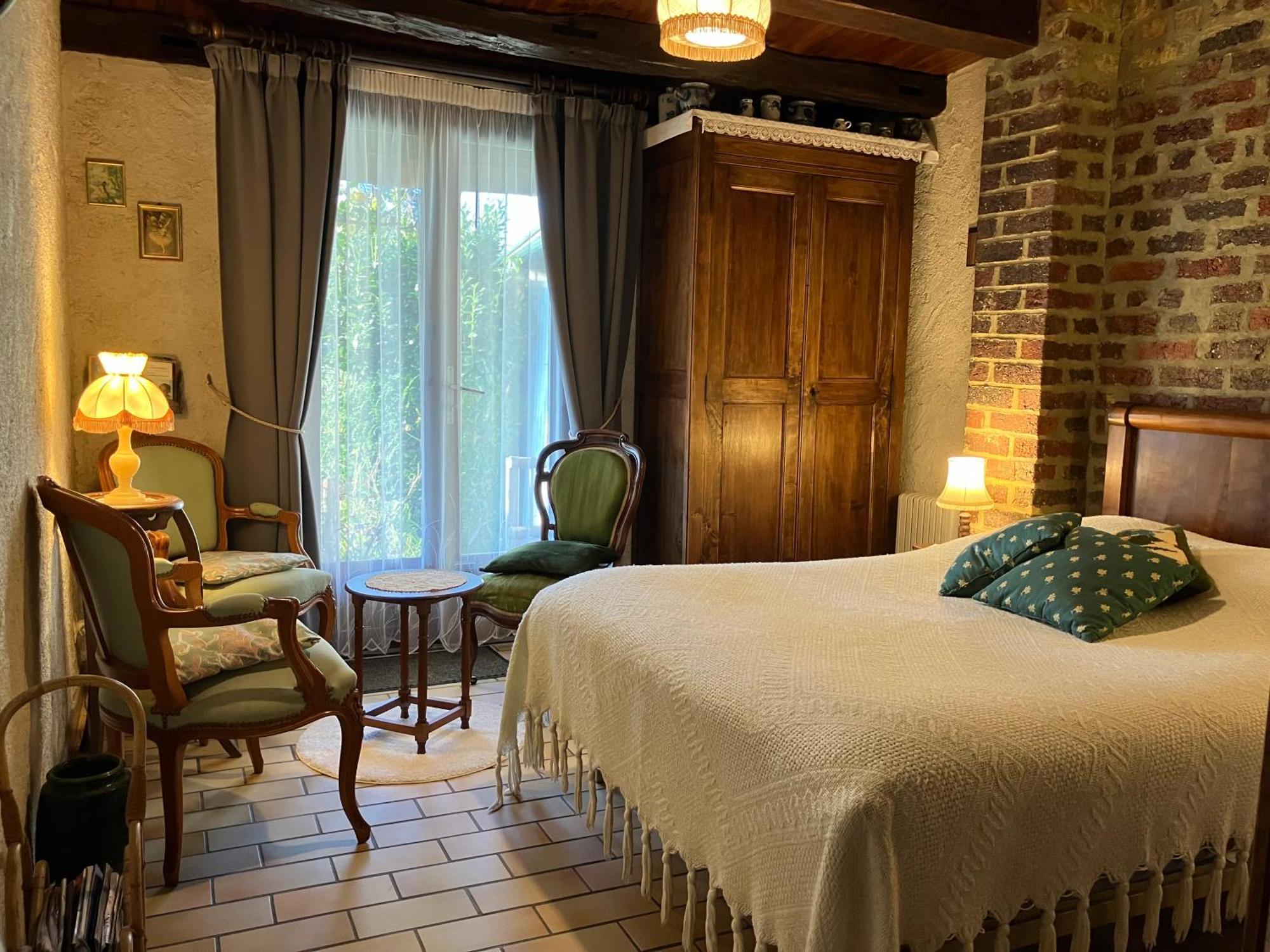 Bed and Breakfast La Maréchalerie à Monthodon Extérieur photo