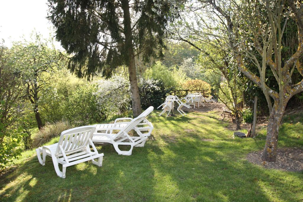 Bed and Breakfast La Maréchalerie à Monthodon Extérieur photo